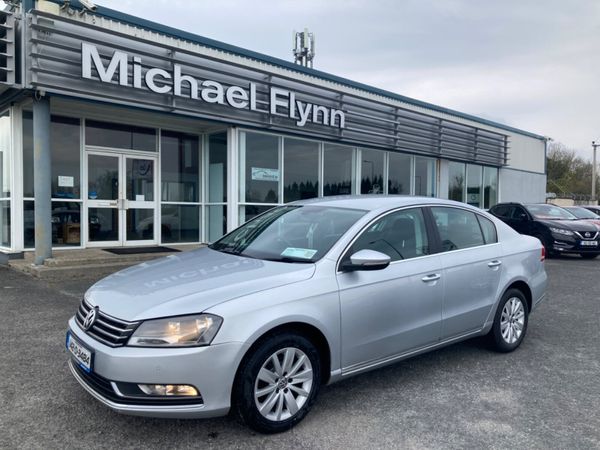 Volkswagen Passat Saloon, Diesel, 2014, Silver