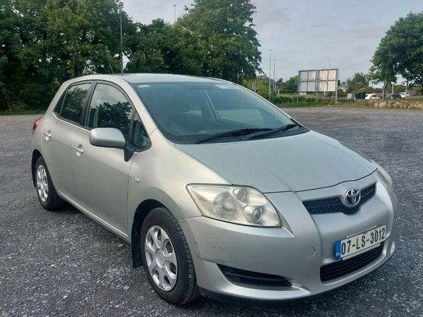 Toyota Auris Hatchback, Petrol, 2007, Silver