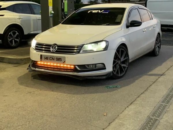 Volkswagen Passat Saloon, Diesel, 2014, White