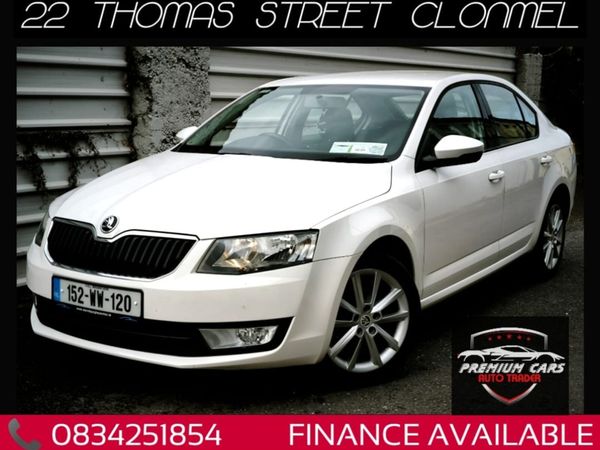 Skoda Octavia Saloon, Diesel, 2015, White