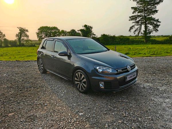 Volkswagen Golf Hatchback, Diesel, 2011, Grey
