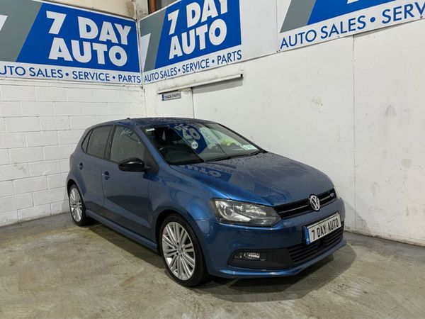 Volkswagen Polo Hatchback, Petrol, 2014, Blue