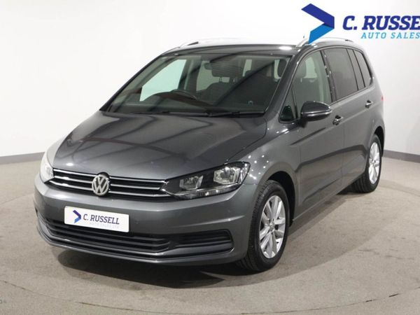 Volkswagen Touran , Diesel, 2019, Grey