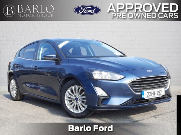 Ford Focus Hatchback, Petrol Hybrid, 2022, Blue