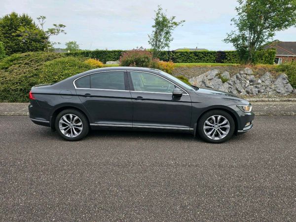 Volkswagen Passat Saloon, Diesel, 2015, Grey