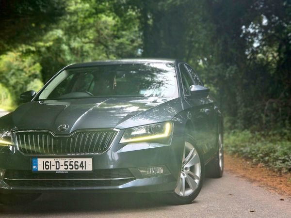 Skoda Superb Hatchback, Diesel, 2016, Grey