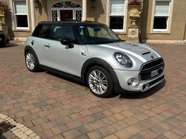 Mini Cooper Hatchback, Petrol, 2014, Silver