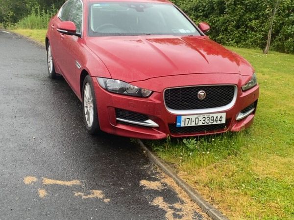 Jaguar XE Saloon, Diesel, 2017, Red