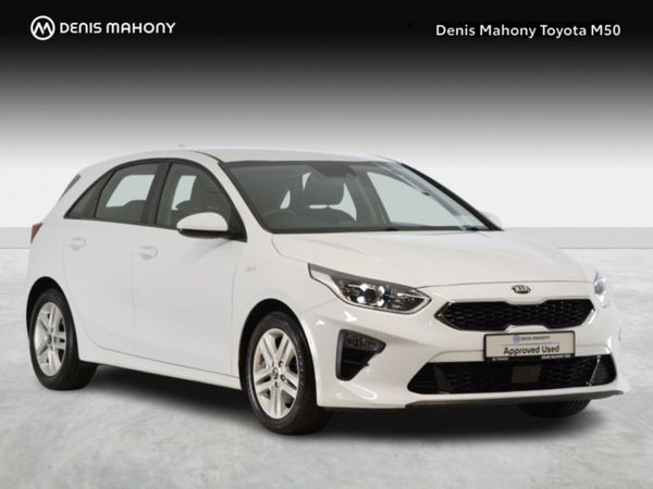 Kia Ceed Hatchback, Petrol, 2019, White