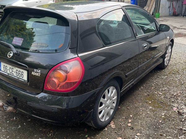 Nissan Almera Hatchback, Petrol, 2006, Black