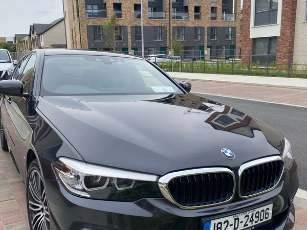 BMW 5-Series Saloon, Petrol Plug-in Hybrid, 2018, Grey