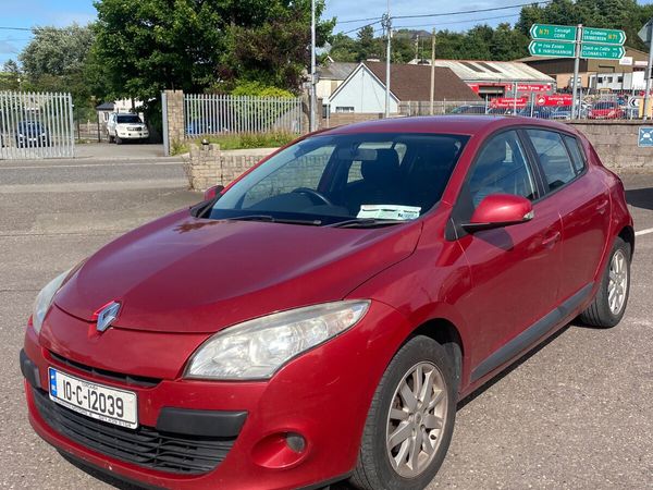 Renault Megane Hatchback, Diesel, 2010, Red