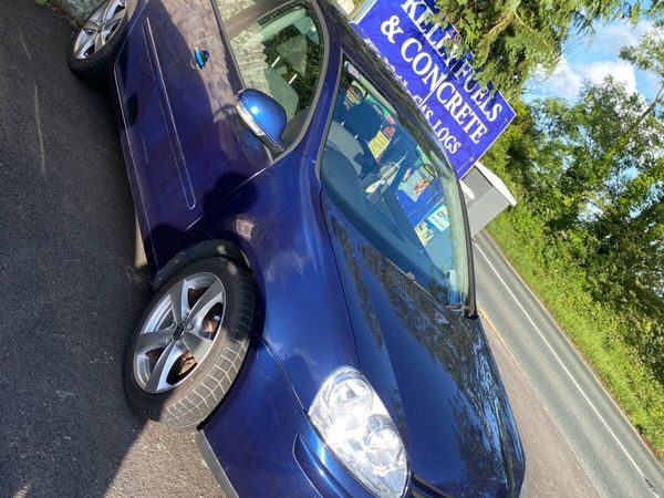 Volkswagen Golf Hatchback, Petrol, 2007, Blue
