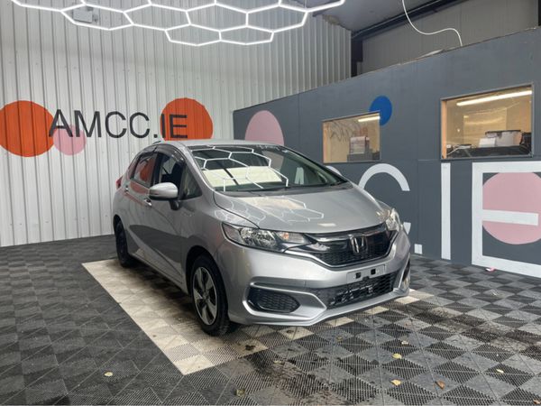 Honda Fit Estate, Petrol Hybrid, 2019, Silver