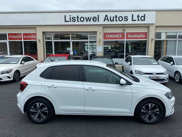 Volkswagen Polo Hatchback, Petrol, 2019, White
