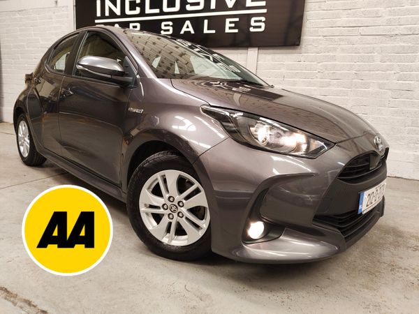 Toyota Yaris Hatchback, Petrol Hybrid, 2021, Grey