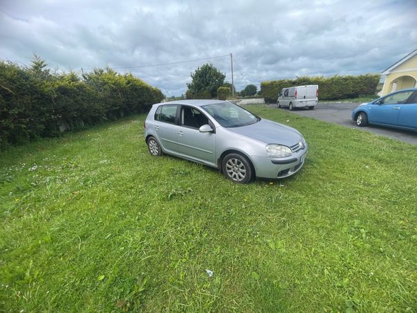 Volkswagen Golf Hatchback, Petrol, 2007, Silver