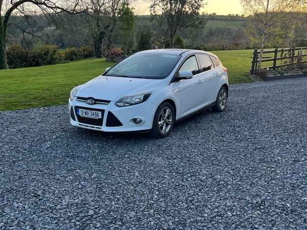 Ford Focus Hatchback, Diesel, 2012, White