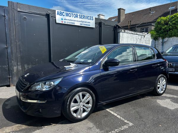 Peugeot 308 Hatchback, Petrol, 2014, Blue