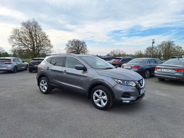 Nissan Qashqai MPV, Diesel, 2021, Grey