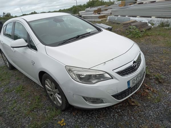 Opel Astra MPV, Diesel, 2012, White