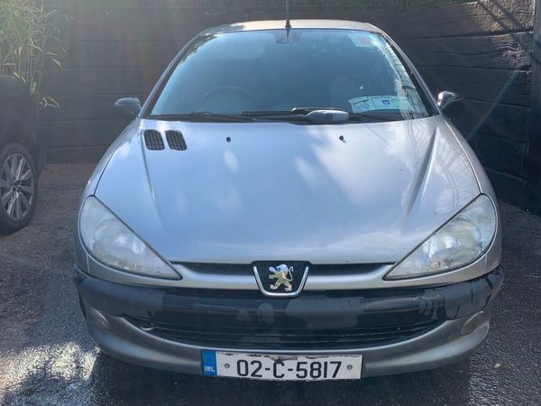Peugeot 206 Hatchback, Petrol, 2002, Grey