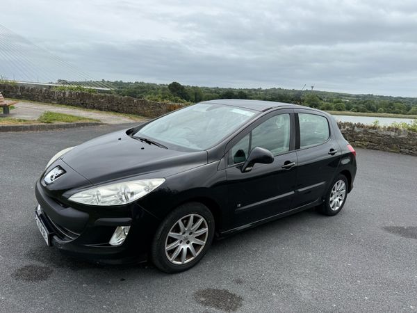 Peugeot 308 Hatchback, Diesel, 2009, Black
