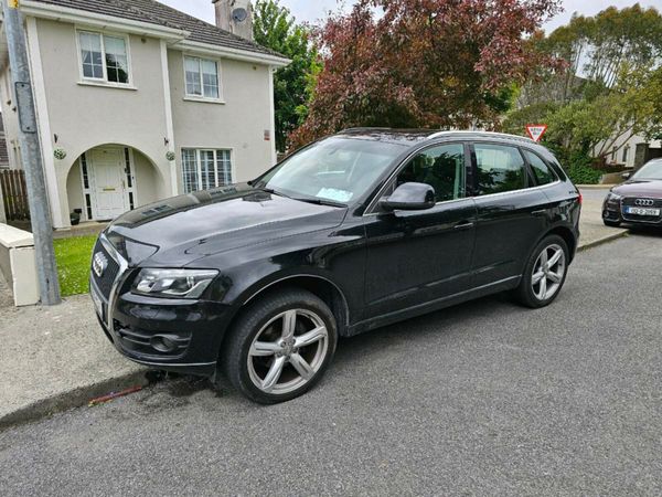 Audi Q5 SUV, Petrol, 2009, Black