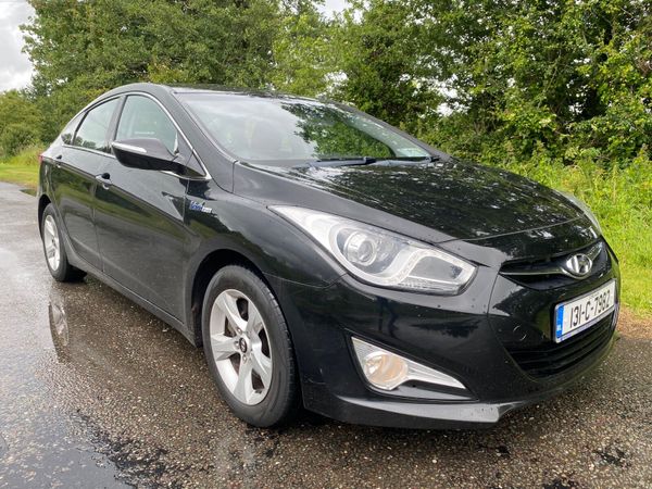 Hyundai i40 Saloon, Diesel, 2013, Black