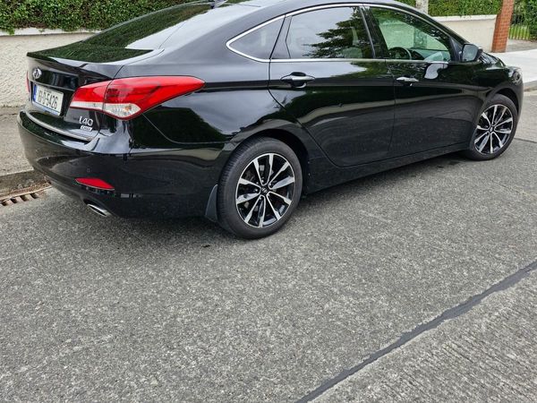 Hyundai i40 Saloon, Diesel, 2016, Black
