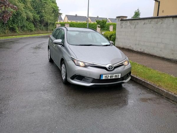 Toyota Auris Estate, Diesel, 2015, Grey