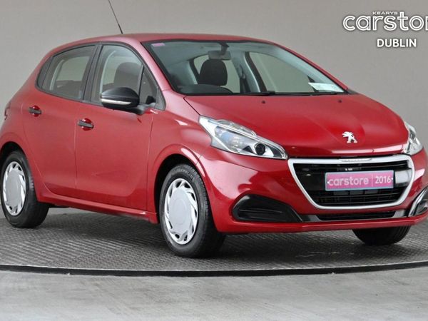 Peugeot 208 Hatchback, Petrol, 2016, Red
