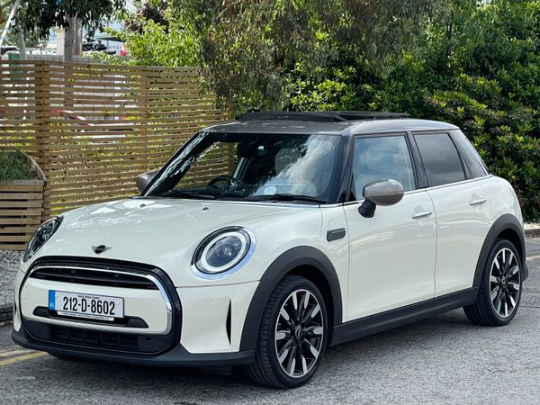 Mini Cooper Hatchback, Petrol, 2021, White