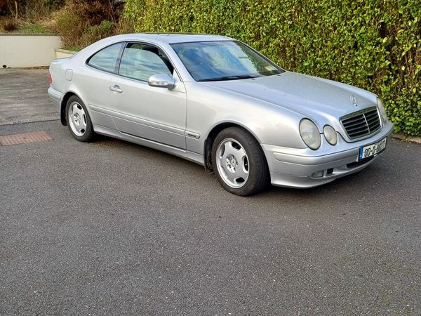 Mercedes-Benz 200 , Petrol, 2000, Silver