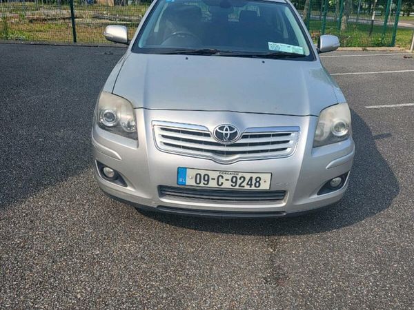 Toyota Avensis Hatchback, Diesel, 2009, Silver