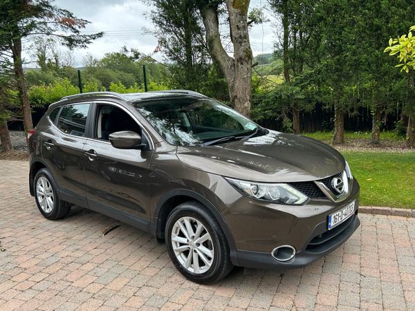Nissan Qashqai Hatchback, Diesel, 2016, Brown