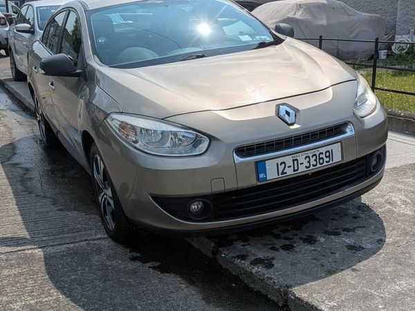 Renault Fluence Saloon, Diesel, 2012, Gold