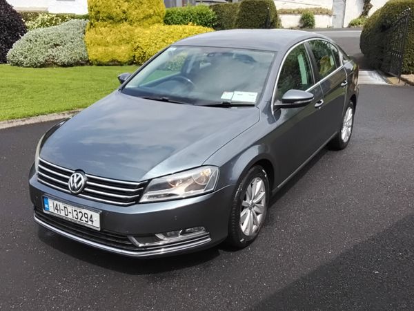 Volkswagen Passat Saloon, Diesel, 2014, Grey