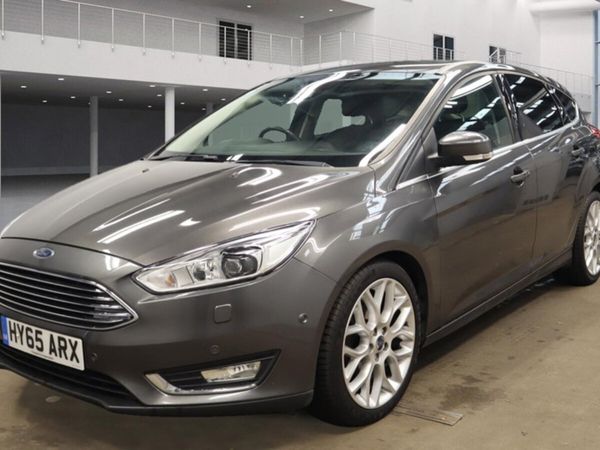 Ford Focus Hatchback, Diesel, 2015, Grey