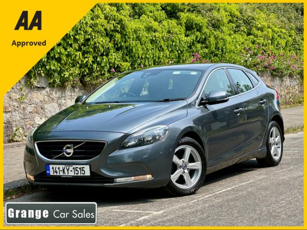 Volvo V40 Hatchback, Diesel, 2014, Grey