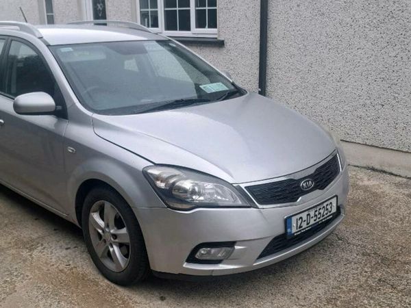 Kia Ceed Estate, Diesel, 2012, Silver