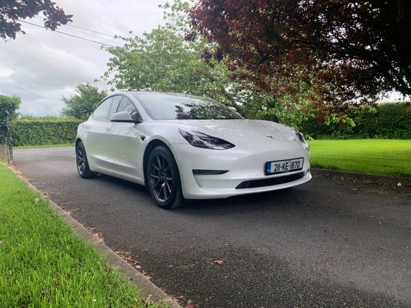Tesla Model 3 Saloon, Electric, 2021, White