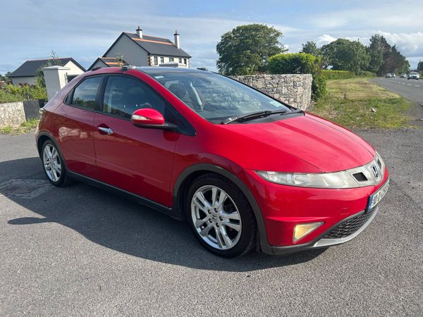 Honda Civic Hatchback, Diesel, 2010, Red