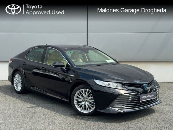Toyota Camry Saloon, Hybrid, 2021, Black