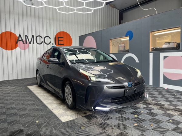 Toyota Prius Saloon, Petrol Hybrid, 2022, Grey