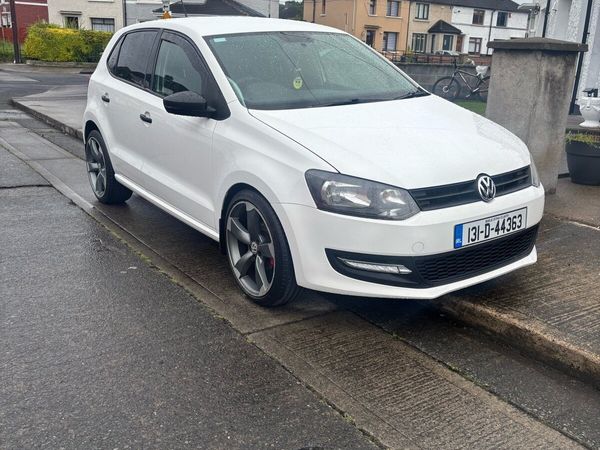Volkswagen Polo Hatchback, Petrol, 2013, White