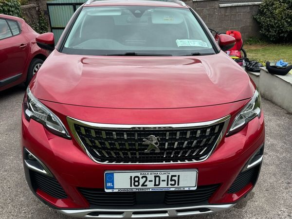 Peugeot 3008 MPV, Petrol, 2018, Red