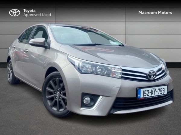 Toyota Corolla Saloon, Diesel, 2015, Gold