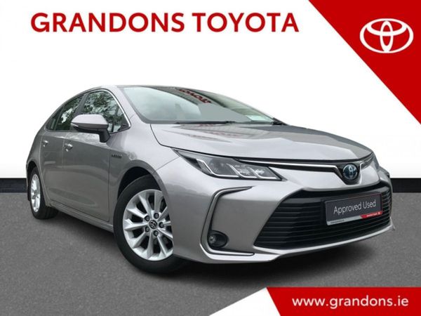 Toyota Corolla Saloon, Hybrid, 2022, Grey