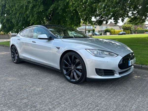 Tesla Model S Hatchback, Electric, 2016, Silver